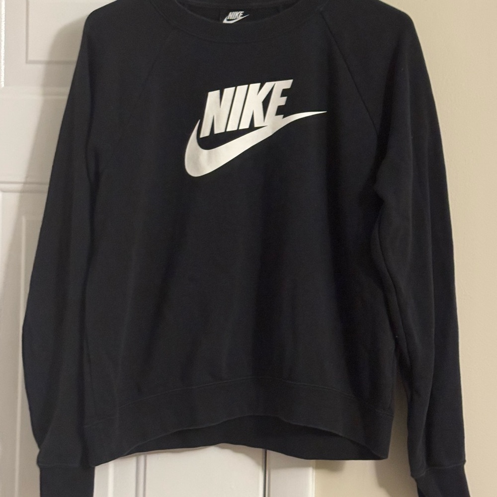 Nike Women's Black Sweatshirt